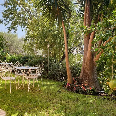 La Casa Di Paolo Casa Di Charme ゲストハウス マリーナ・ディ・カメロータ