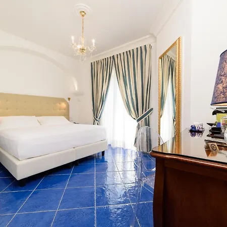 La Casa Di Paolo Affittacamere Marina di Camerota