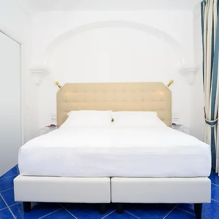 La Casa Di Paolo 2*